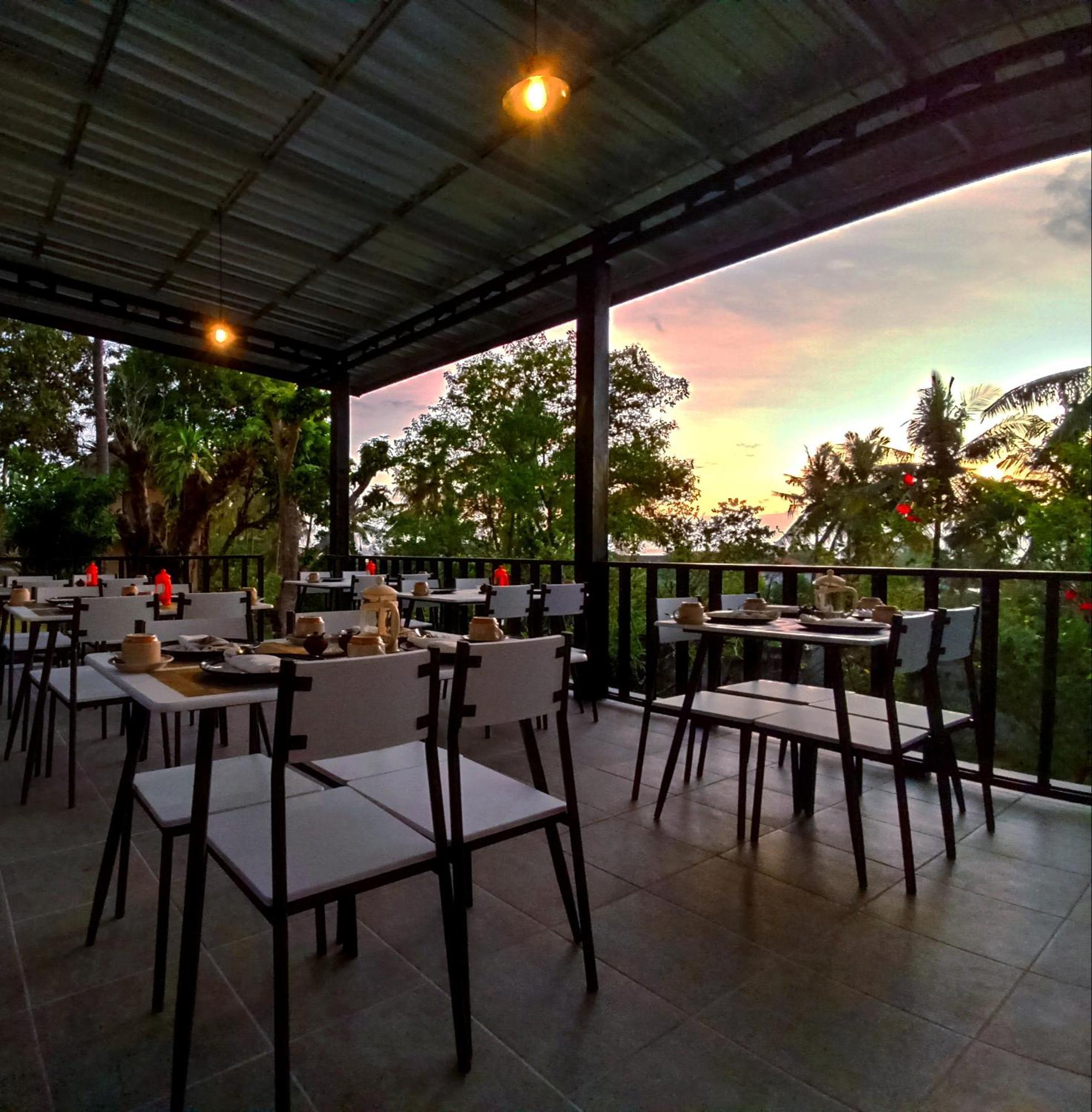 Melasa House Senggigi Bagian luar foto